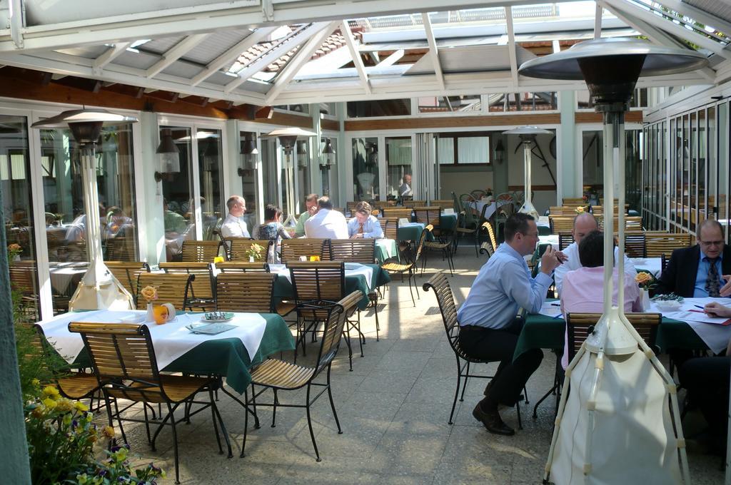Hotel Krauthof Ludwigsburg Ngoại thất bức ảnh