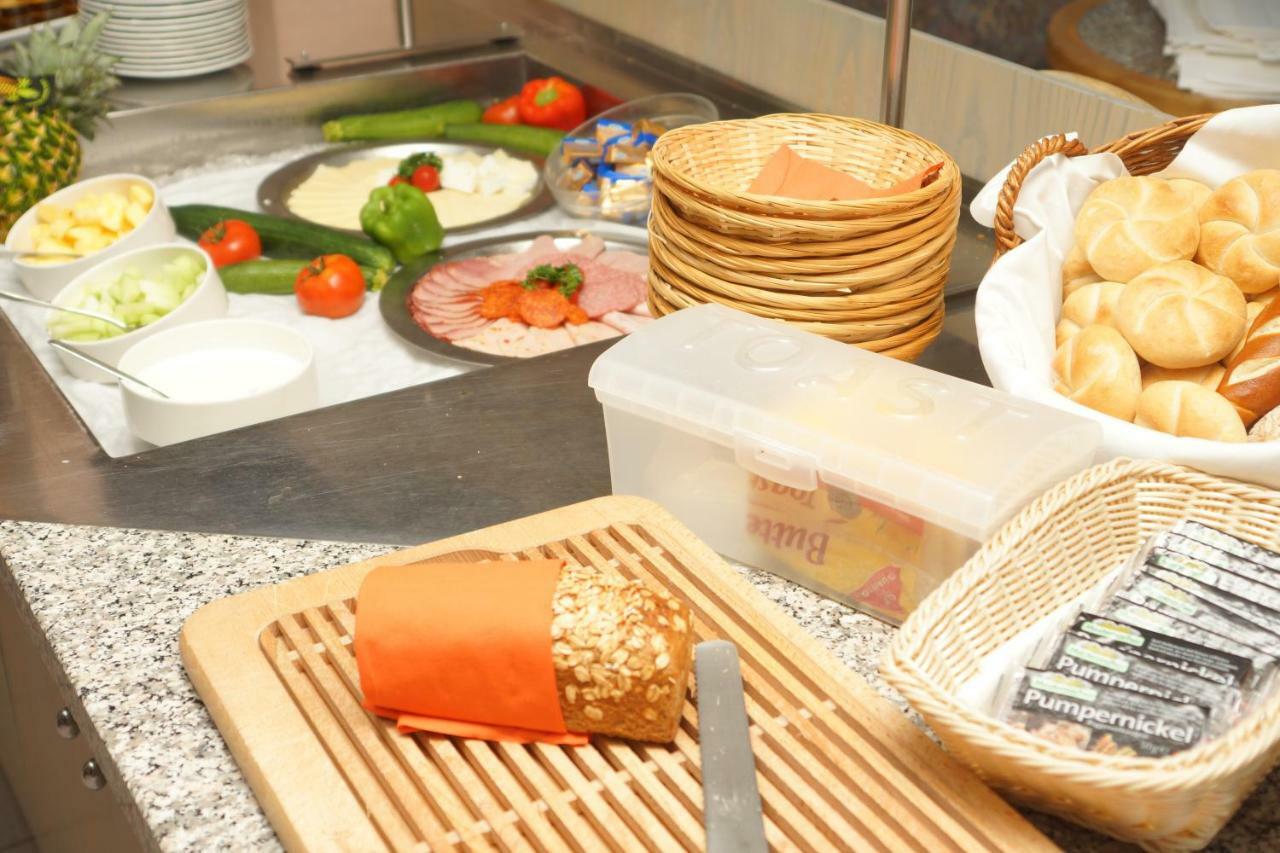 Hotel Krauthof Ludwigsburg Ngoại thất bức ảnh