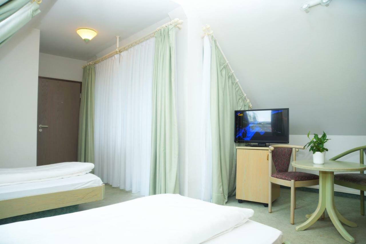 Hotel Krauthof Ludwigsburg Ngoại thất bức ảnh