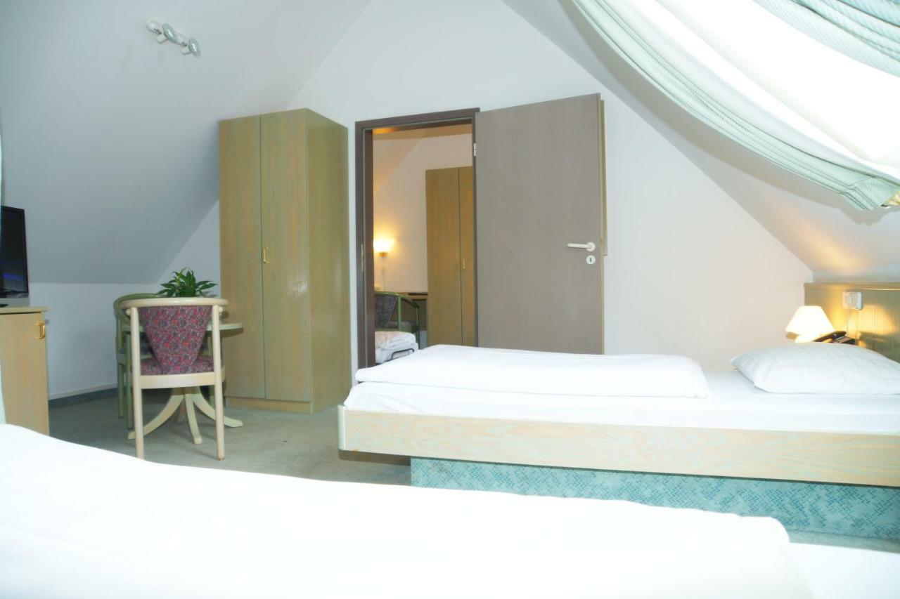 Hotel Krauthof Ludwigsburg Ngoại thất bức ảnh